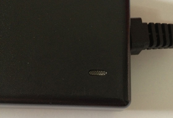 Notebook Desktop Power Adapter 90VAC - 264VAC, Over Current, rangkaian singkat perlindungan