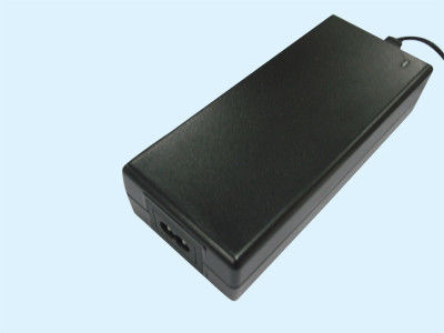 Lampu LED Desktop Power Adapter 12V 6A, PFC dibangun di, lebih dari pengaman tegangan