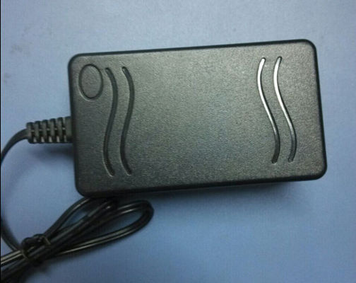 Pemantauan keamanan Adapter Desktop Power Adapter 7V 2570mA EN60950
