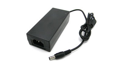 Hi-pot 12V 4A Desktop DC Power Supply FCC Bagian 15 kelas B untuk kamera keamanan