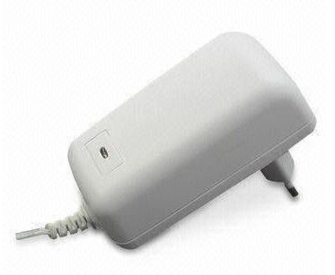Putih 20W Eksternal AC DC Switching Power Supply 12v, Efisiensi Tinggi