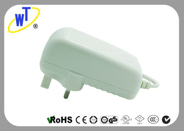 Digital produk Wall mount Power Supply 12VDC 2, 5A digunakan perlindungan yang berlebihan