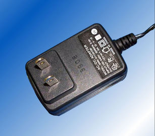 Amerika Serikat Wallmount AC DAYA Adapter 12V DC 2A 24W UL CE FCC SAA