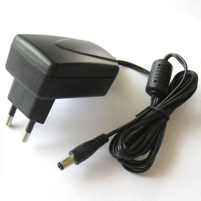 18V DC Eropa Power Adapter 2A UL60950-1, Efisiensi Tinggi Dinding Power Supply 230V AC