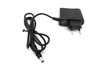 Cina Pemasok Kualitas Tinggi 5V 1000mA Dinding Power Supplies DC Tip 5.5x2.1mm