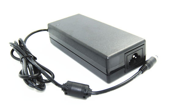 IEC / EN60950 Lenovo AC Laptop Power Adapter, pin 3 90W 15V DC 6A Output