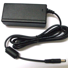 DC 15V 4A 60W UL / CE C8 Desktop Power Adapter untuk pengisi baterai