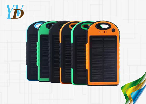 Waterproof shockproof yg tahan pukulan Ultra-tipis Backup 4000mAh Solar Panel Power Bank