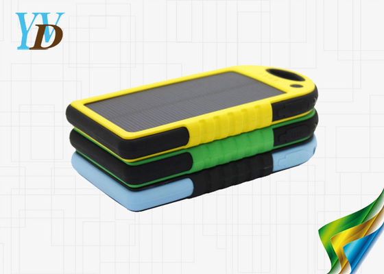 Waterproof shockproof yg tahan pukulan Ultra-tipis Backup 4000mAh Solar Panel Power Bank