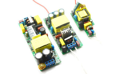 Efisiensi tinggi 10W - 18W Konstan sekarang LED RoHS driver 0.8A, 47Hz - 63Hz