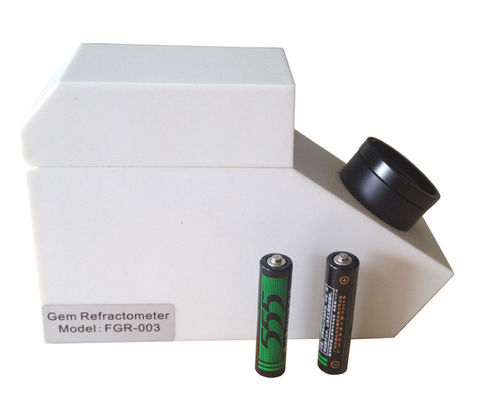 Desktop Gem Refractometer Polarizing Film dan Pengujian Rentang 1,35-1,85