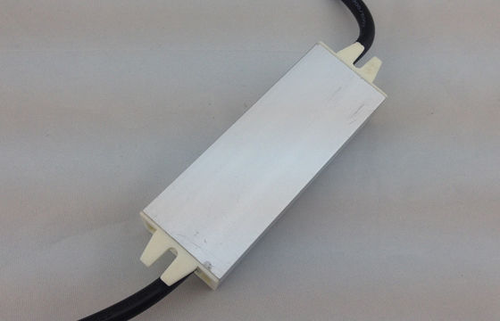 Perlindungan Sirkuit pendek Tegangan Konstan LED Power Supply DC12V 20W terbuka Lights