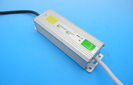 High Efficency 30W power supply tahan air Untuk LED Light EMC IP67 Constant Current 12V